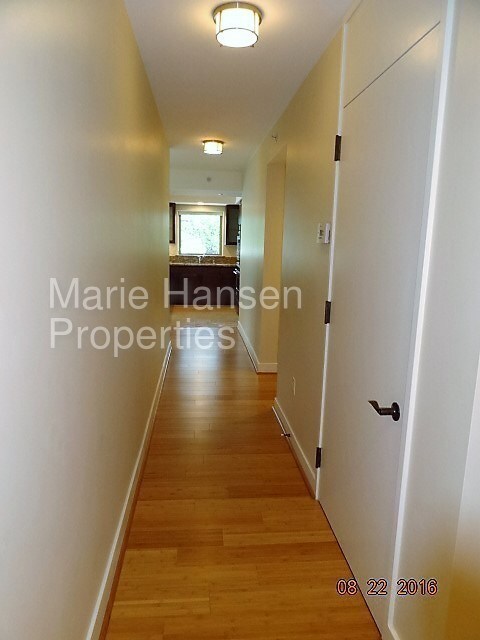 Building Photo - 1551 Ala Wai Blvd