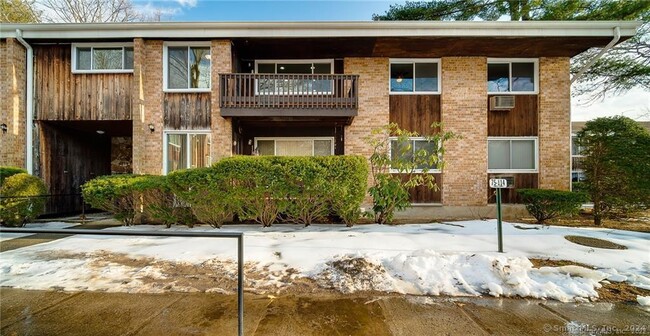 Building Photo - 333 Vincelette St