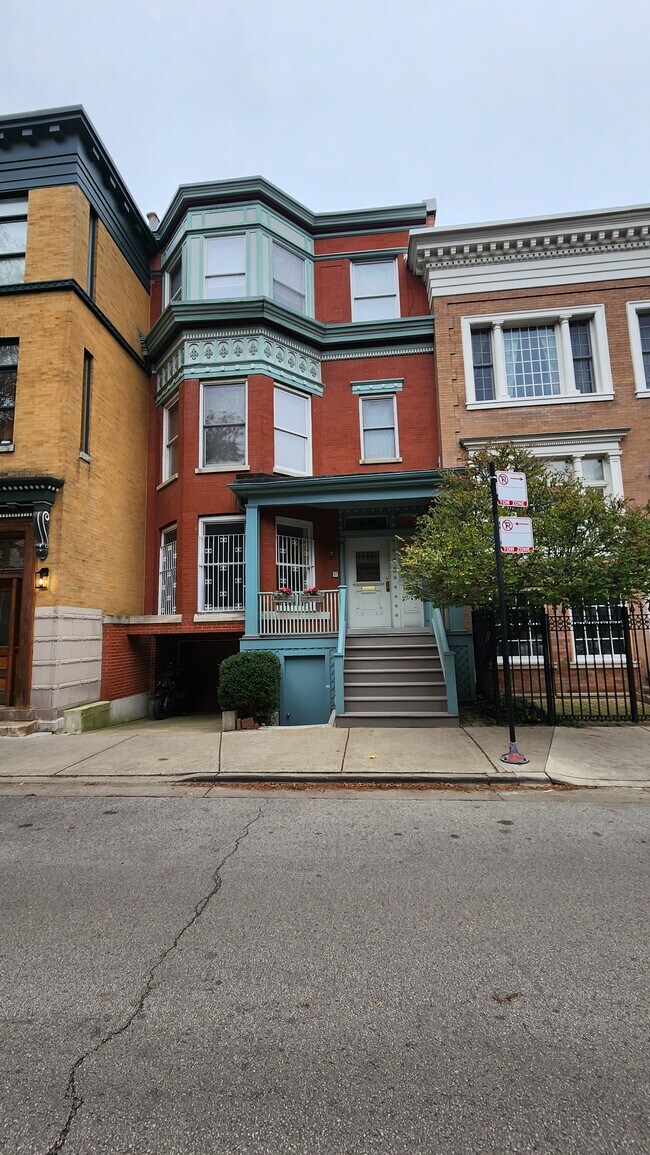 Outside Front 1st floor is Yours - 2454 N Geneva Ter