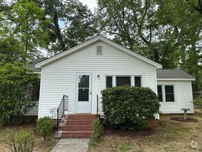 Building Photo - 837 Cason St