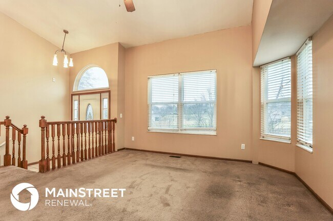 Foto del edificio - 2 Aspen Pointe Dr