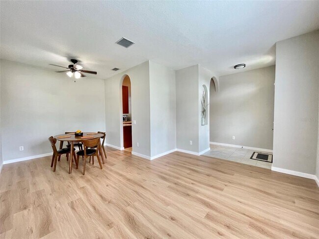 Foto del edificio - 12510 Blazing Star Dr