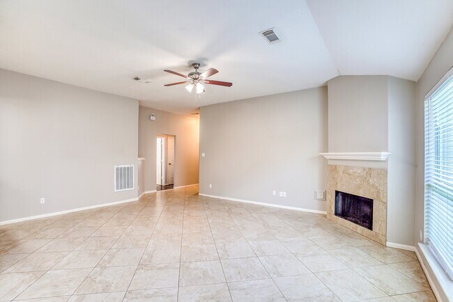 Building Photo - 6614 High Stone Ln