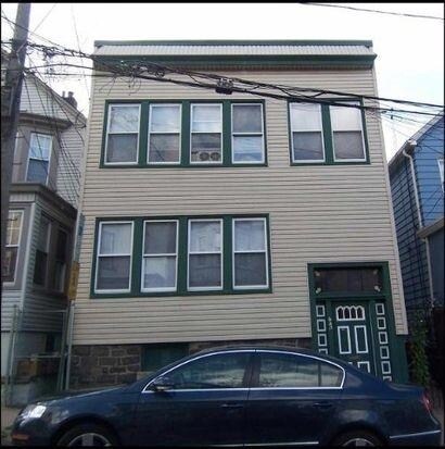 Building Photo - 623 36th St