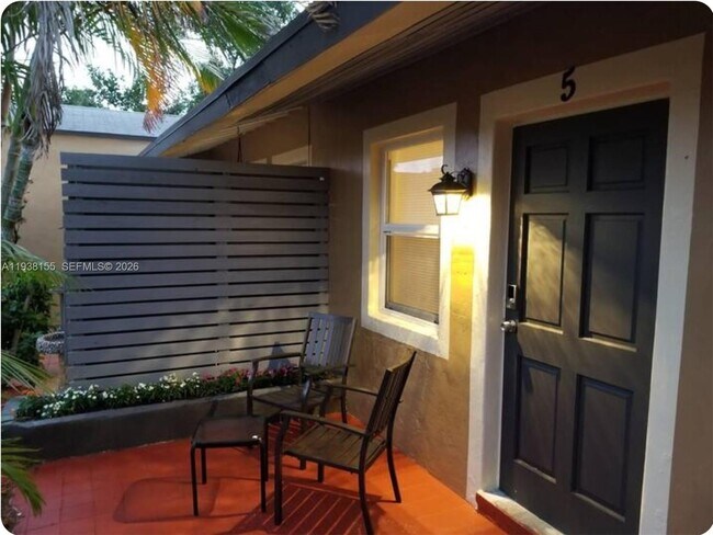 Foto del edificio - 2023 Funston St