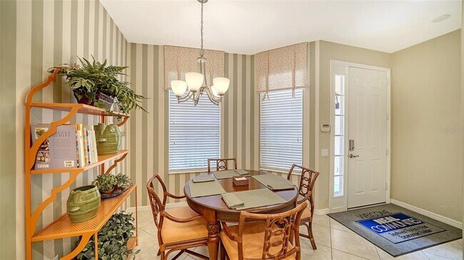 Building Photo - 5547 Key W Pl