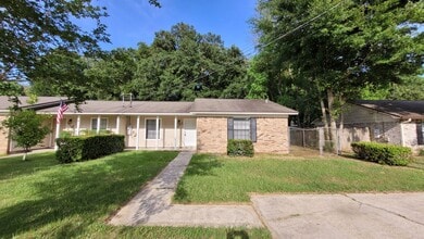 Building Photo - 1033 Peakview Dr