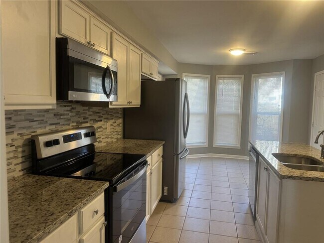 Foto del edificio - 505 Oxford Crest Ct NW