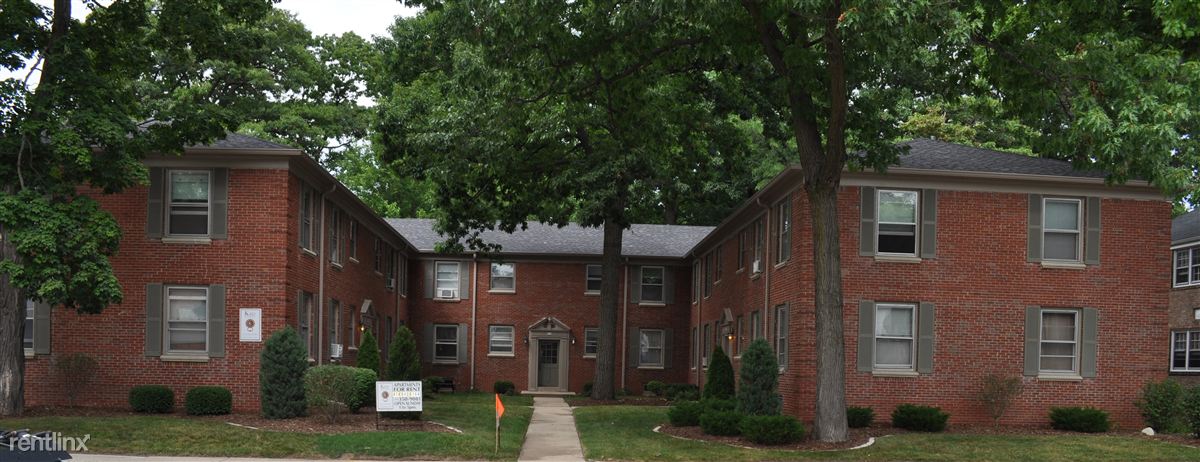 Primary Photo - 826 E Henry Clay St
