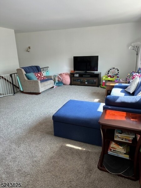 Building Photo - 10 Lorraine Terrace