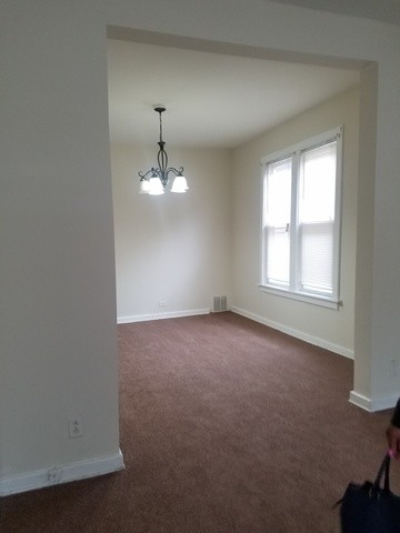 Foto del edificio - 9349 S Burnside Ave