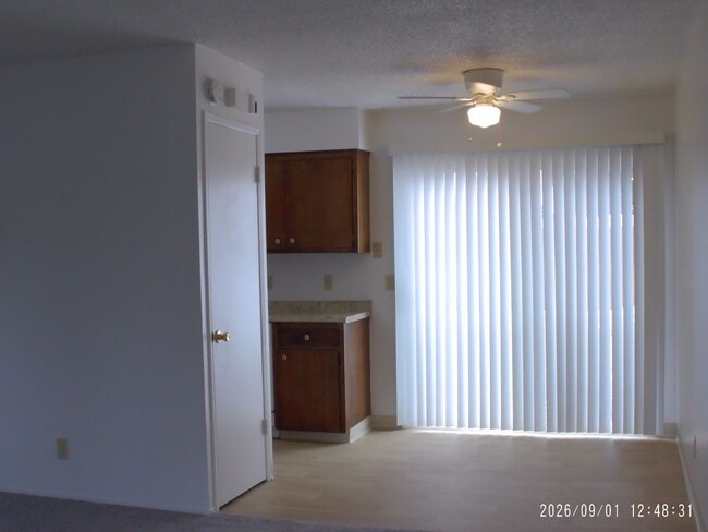Building Photo - 970 Linda Ln