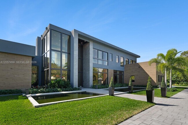 Building Photo - 5900 SW 129th Terrace