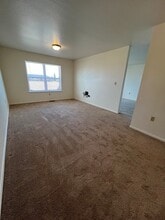 Building Photo - 1315 Dakota Dr