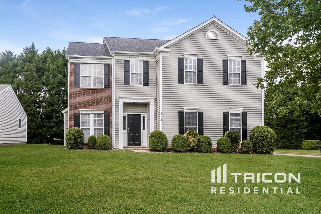 Foto principal - 1051 Hipp Rd