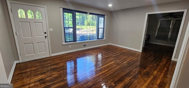 Foto del edificio - 488 Pomona Cir SW