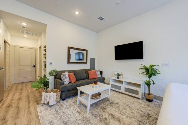 Building Photo - 18210 Park Row Blvd