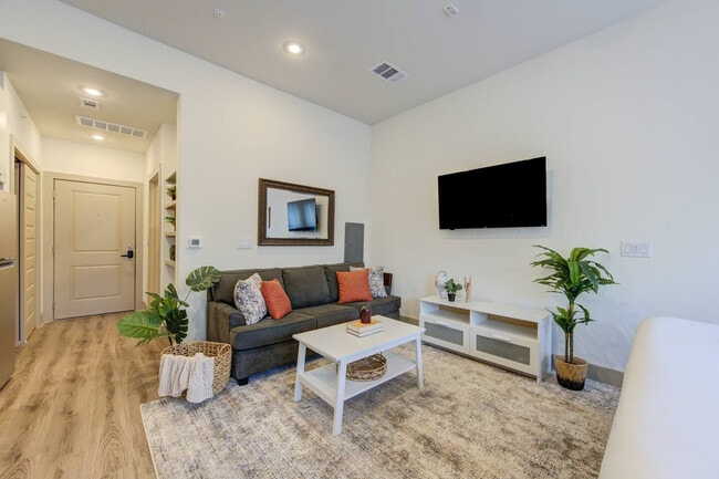 Building Photo - 18210 Park Row Blvd