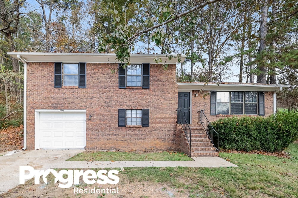 1704 Danbury Cir, Birmingham, AL 35217 House Rental in Birmingham, AL