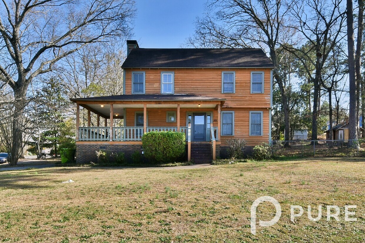 Primary Photo - 101 Briarcliffe E, Elgin, SC 29045