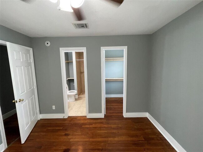 Building Photo - 2801 Blodgett St