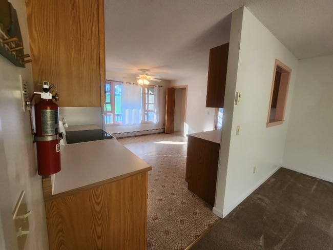 Building Photo - 91 Forest Dr