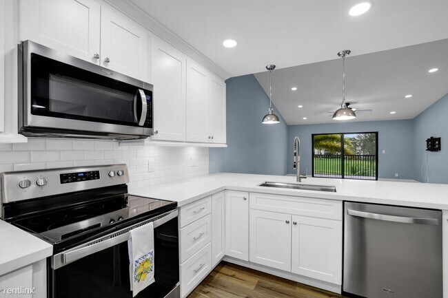 Foto del edificio - 2 br, 2 bath House - 2840 Casa Way Apt 202