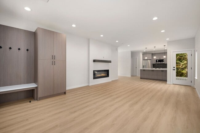Building Photo - Price Reduction! New Construction! $2395 3 bedroom/2 1/2 bath Clearwood New Construction, Custom ...