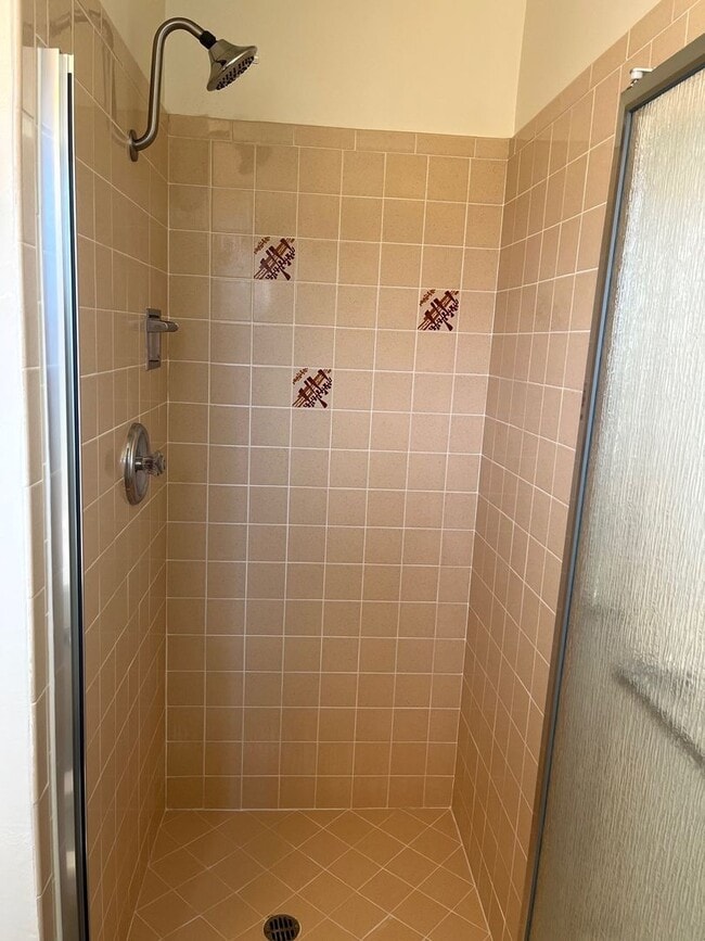 Foto del edificio - Beautiful 4 Bedroom Home in Huntington Beach