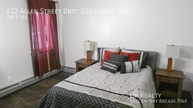 Foto del edificio - 622 Allen St