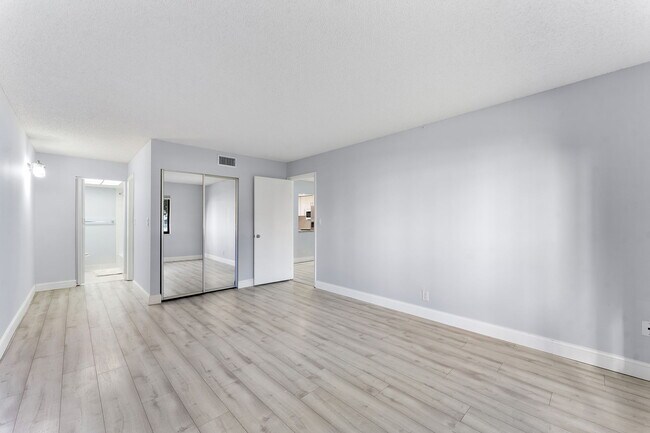 Building Photo - 9370 SW 8th St