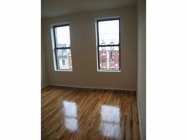 Primary Photo - 565 W 148th St