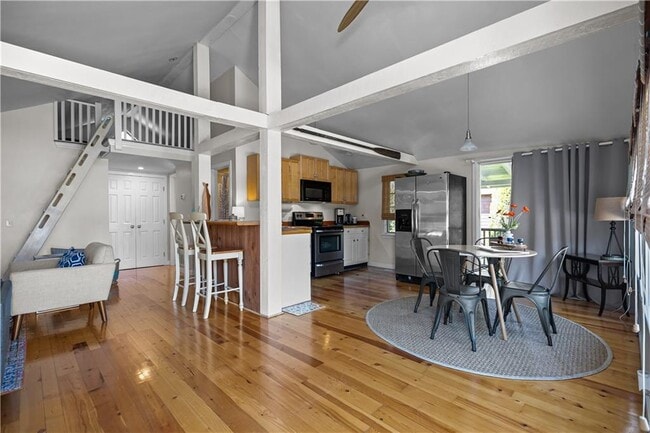 Building Photo - 1024 ANTHONY Rd