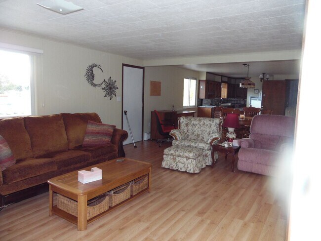 Foto del edificio - 3 bedroom Home