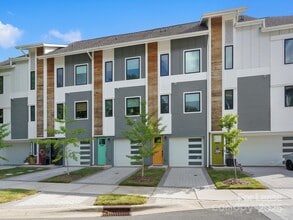 Building Photo - 2653 Shenandoah Ave
