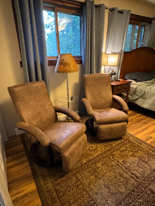 Foto del edificio - 433 8th Ave W