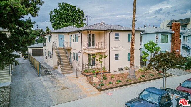 Building Photo - 12349 Riverside Dr