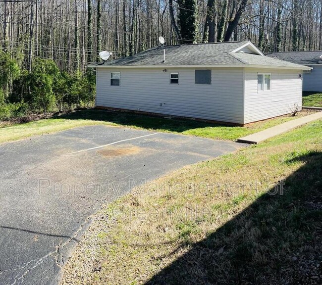 Building Photo - 23 Kimbell Ct