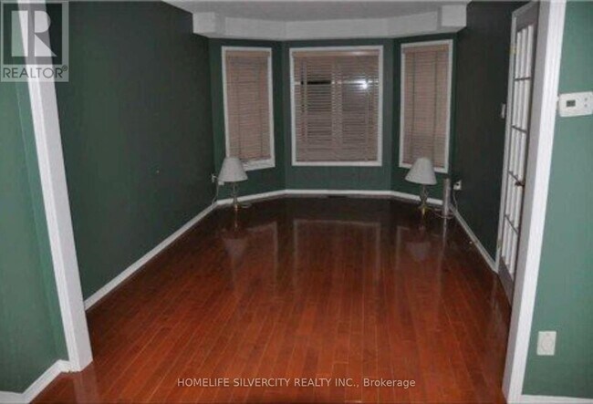 Photo du bâtiment - 1169 White Clover Way
