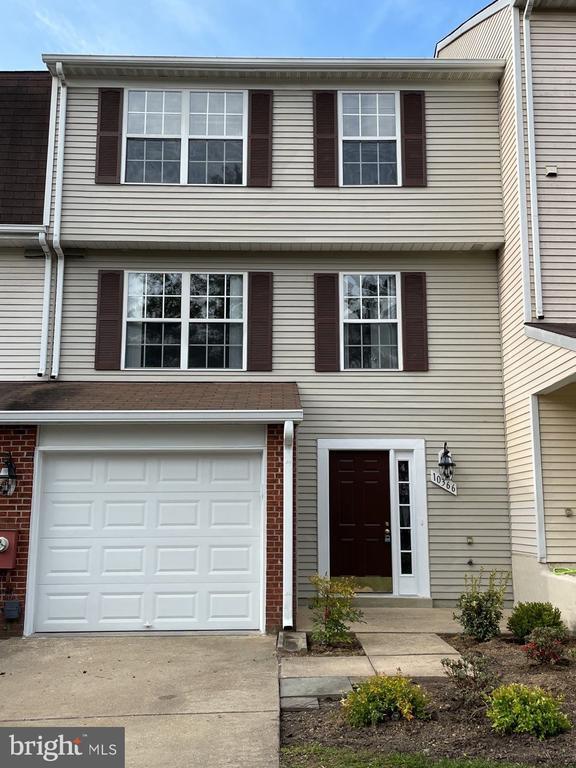 Foto principal - 10366 College Square