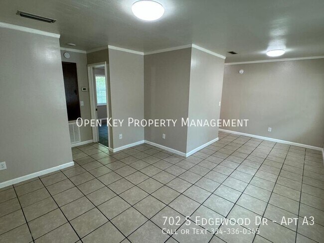 Building Photo - Cozy and Affordable 1/1 Duplex in Dothan A...
