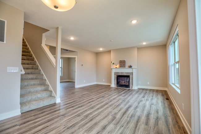 3 BR, 2.5 BA - Hatfield - Aspen Lakes Communities