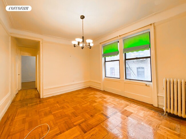 Building Photo - 665 W 160th St