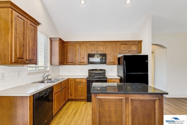 Foto del edificio - 1716-1718 Bedford