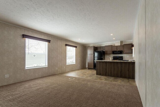 Foto del edificio - 806 Raisin River Road