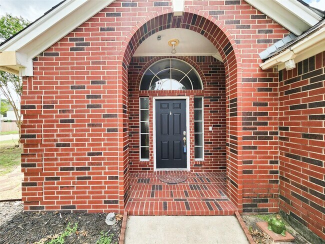 Building Photo - 3403 Maymist Dr