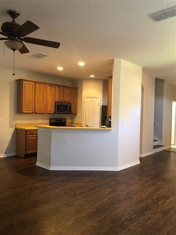 Building Photo - 10907 Derringer Dr