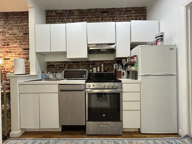 Foto del edificio - 6 Cleveland Pl