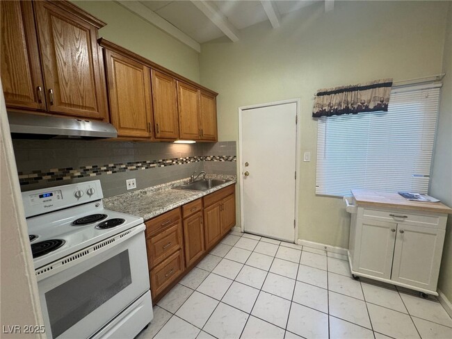 Foto del edificio - 710 N 10th St