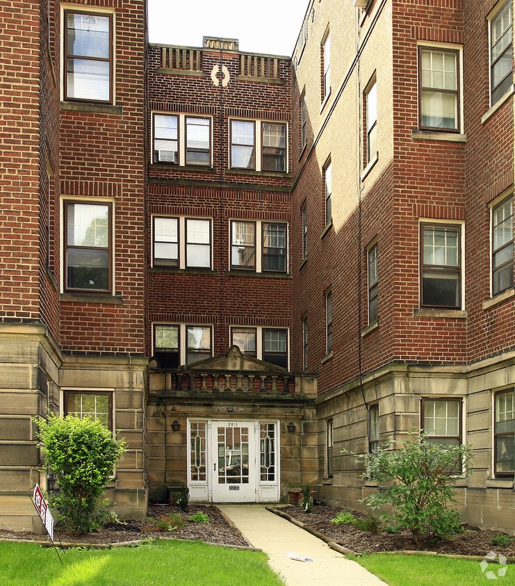 2814 Hampshire Rd, Cleveland, OH 44118 Apartments in Cleveland, OH